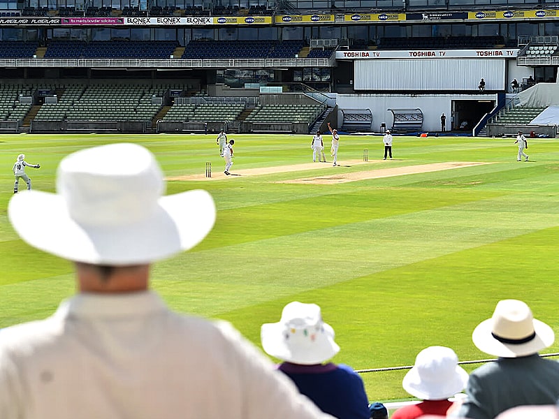 Warwickshire CCC will welcome fans back