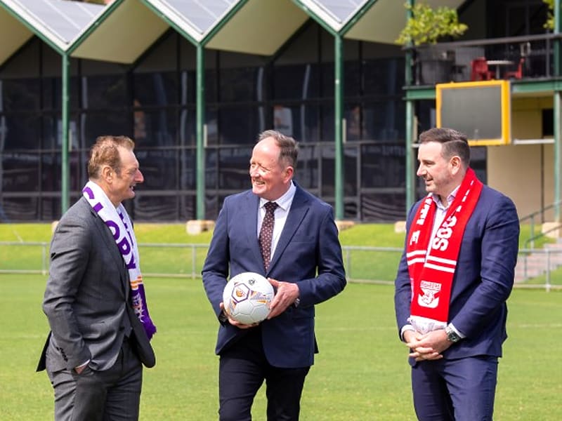 Fremantle Oval with new team