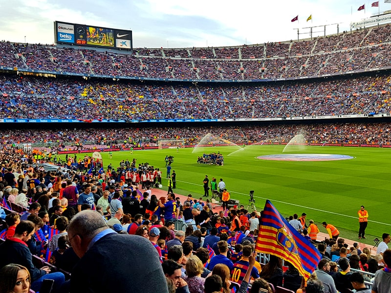Barcelona will return to full house