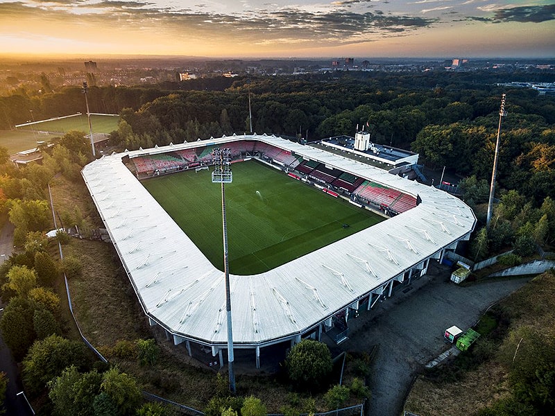 Nijmegen stadium stand collapse
