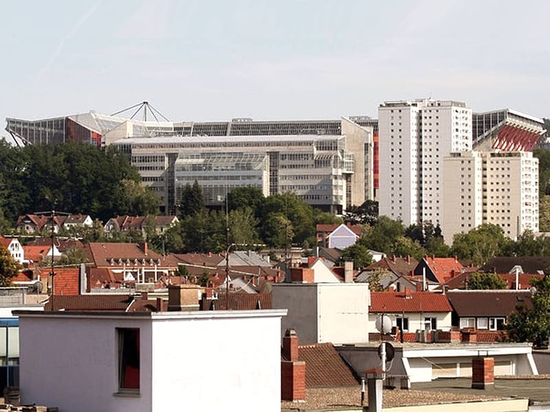 City of Kaiserslautern to market stadium