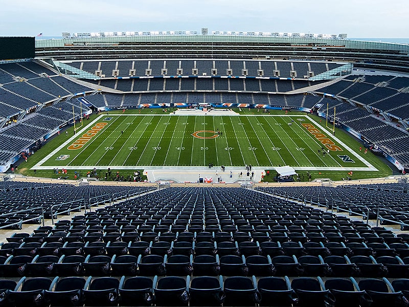 Chicago Bears hire architect to conduct stadium plans