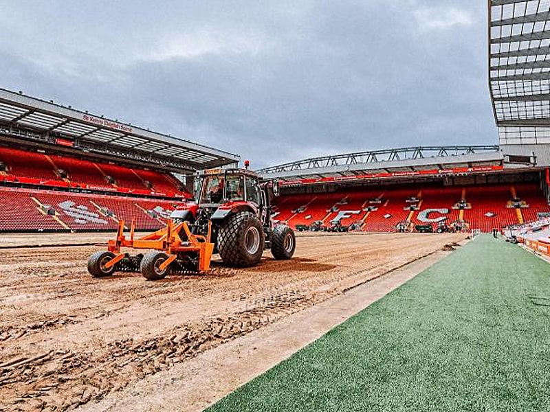 Liverpool to install new hybrid turf at Anfield