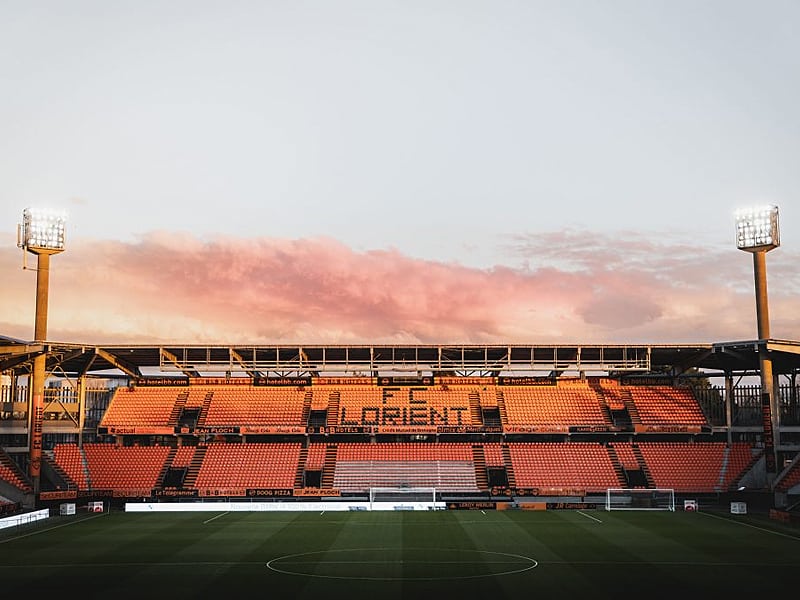 Bill Foley buys stake in FC Lorient