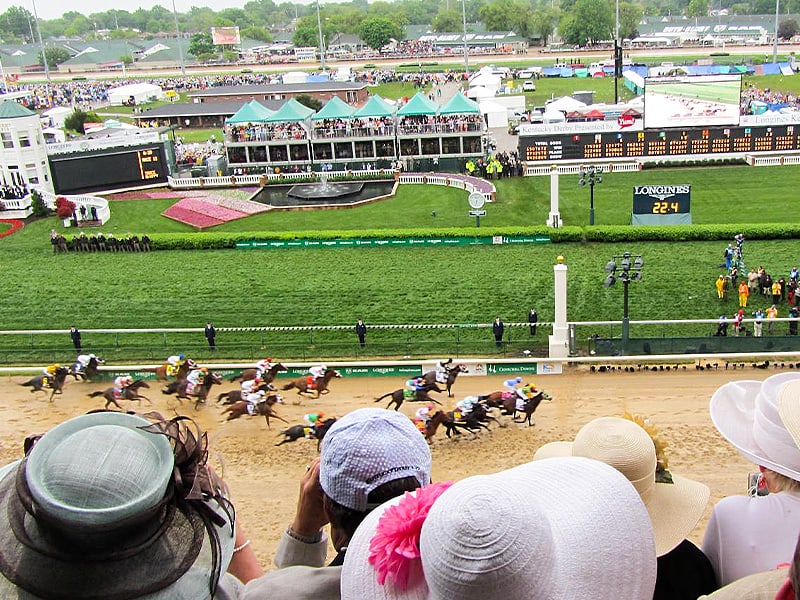Churchill Downs to suspend race operations