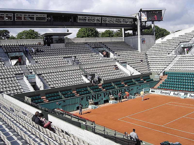 New roof for court Suzanne-Lenglen court at French Open
