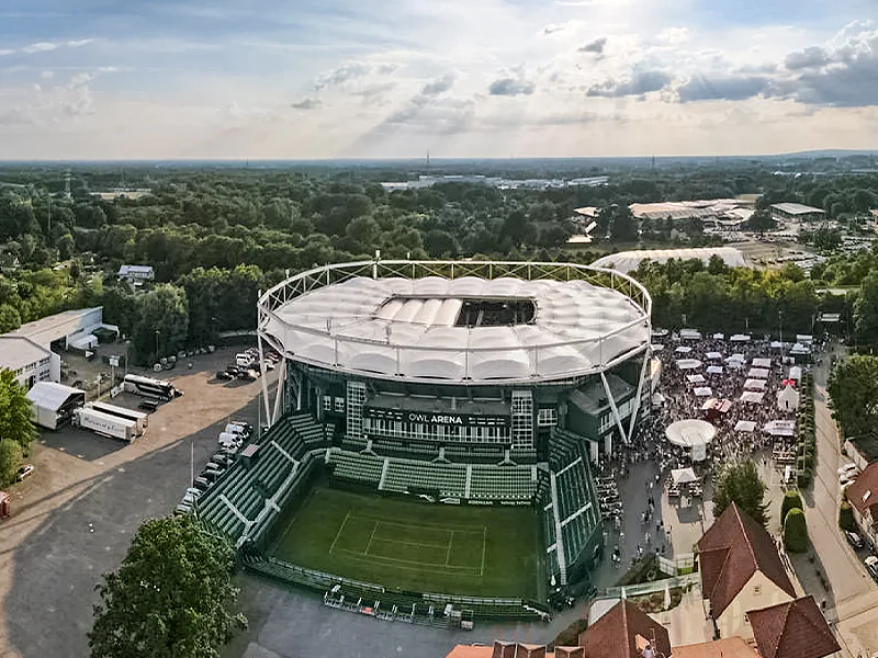 Arena in Hallo naming rights