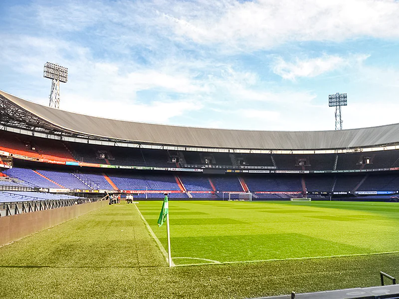 Feyenoord looking for land around De Kuip