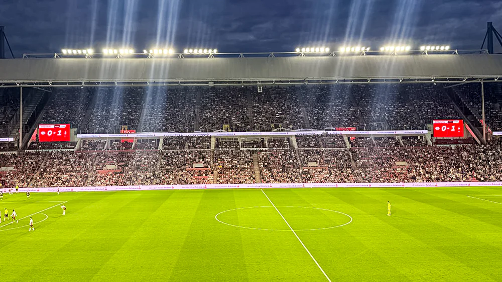 PSV Eindhoven upgrades LED board at Philips Stadium