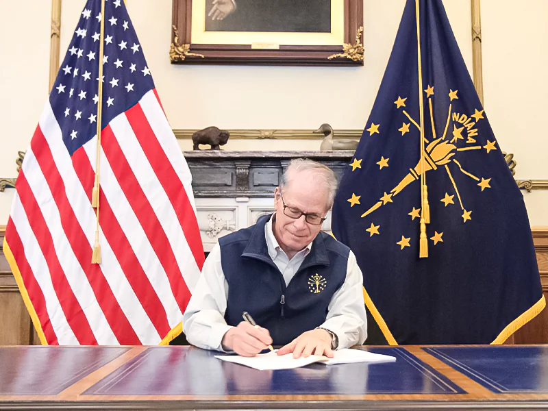 Indiana Governor signs a bill to establish a stadium authority for new Bears stadium