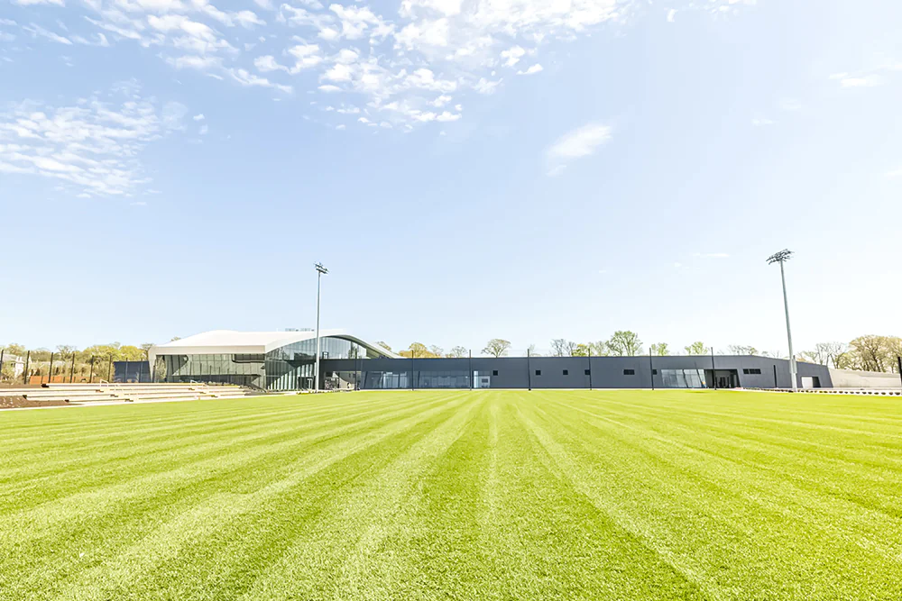 Red Bulls New York opens training facility