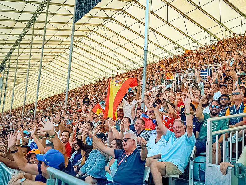 Madrid’s F1 debut attracts huge crowd