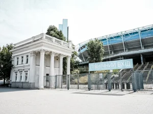Ukraine’s Dnipro Arena up for sale 